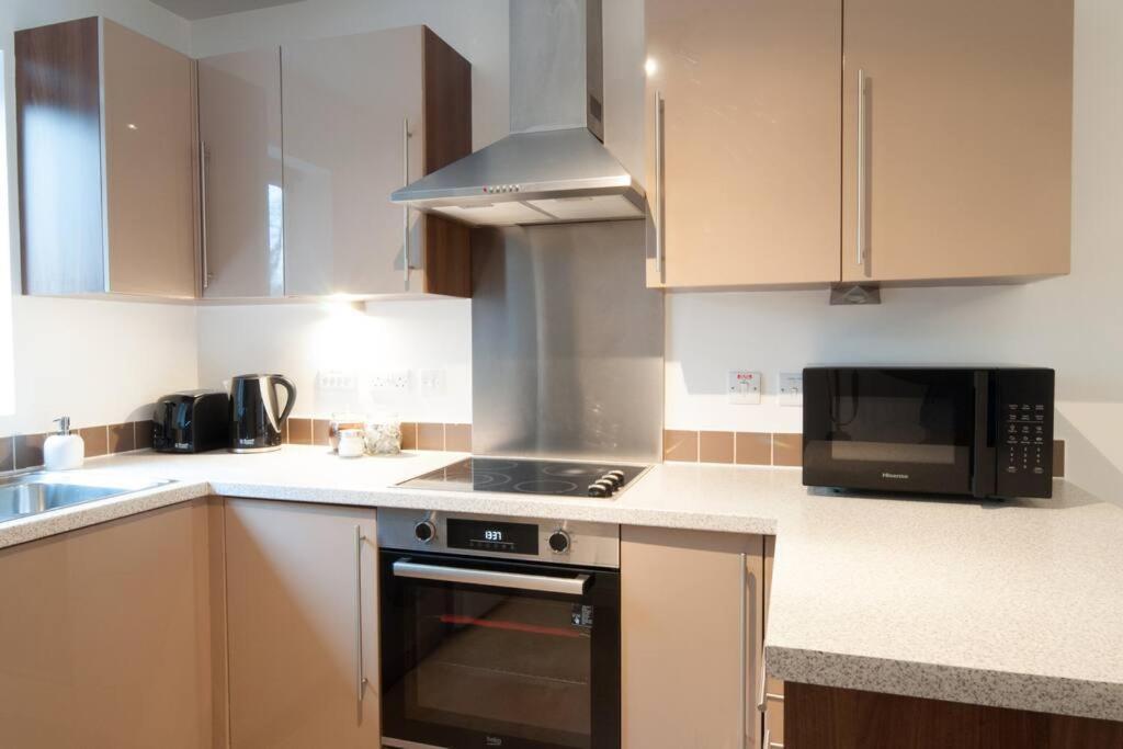 The Vulcan - Newly Furnished With Parking Appartamento Derby
